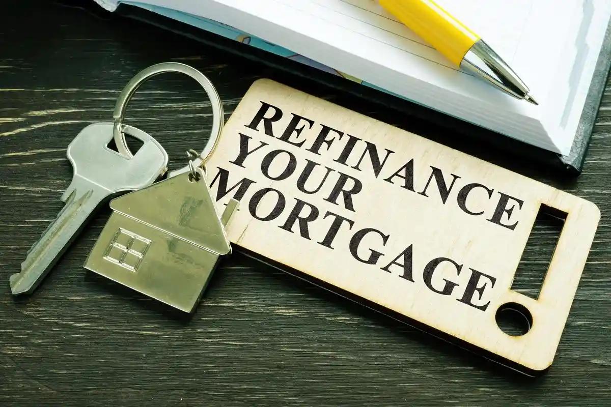 What is the Procedure for Refinancing a Mortgage in Toronto?