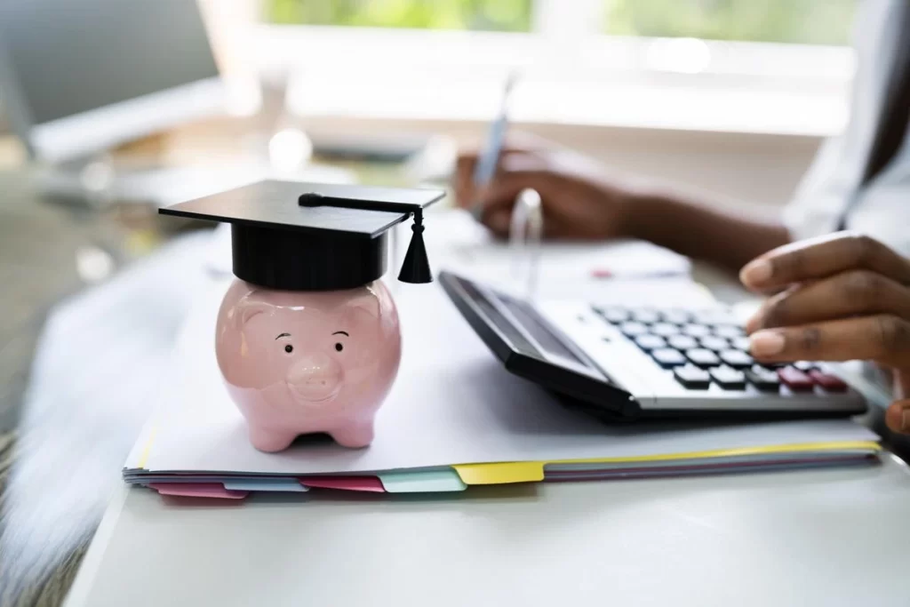 Can Debt Consolidation Help with Student Loans in Toronto